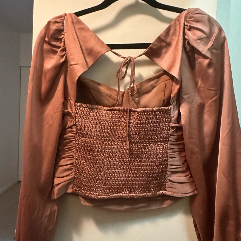 ASTR TOP - Picture 4 of 5